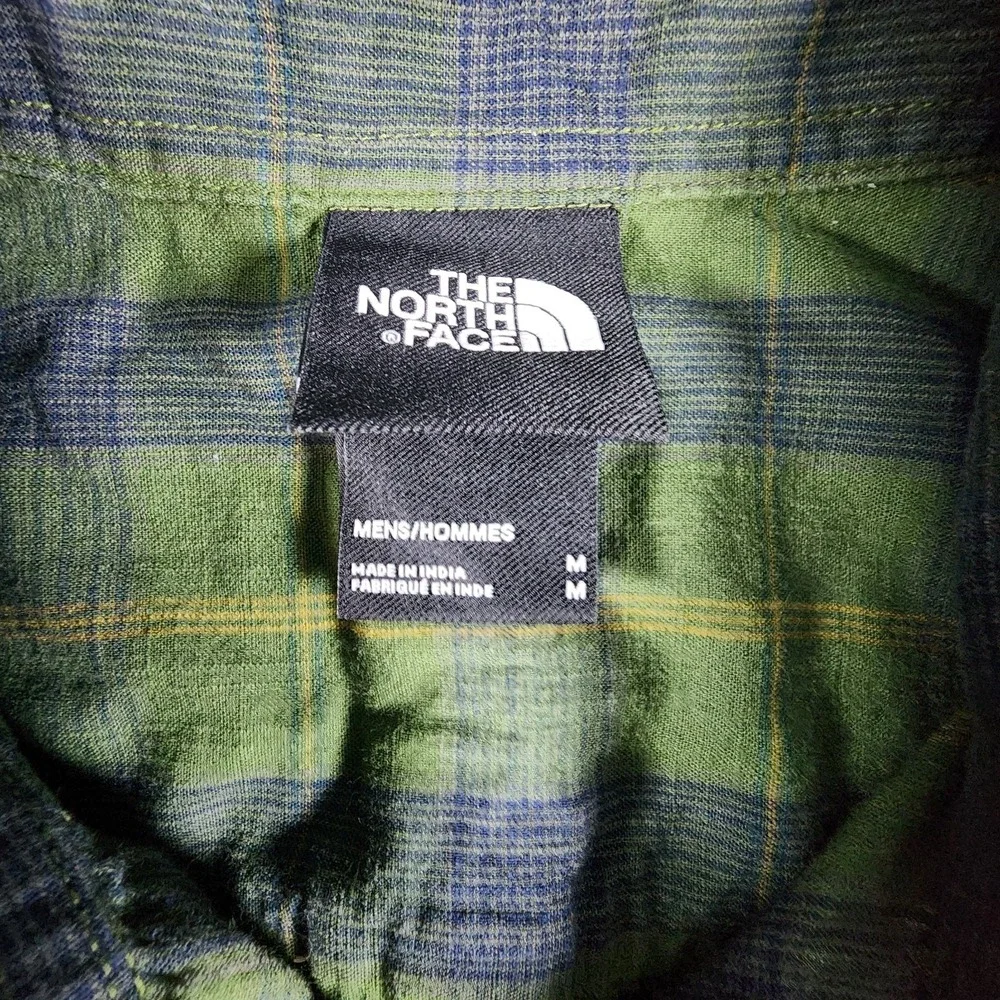 The North Face Green Baytrail Plaid Men's M Short Sleeve Button‎ Up Camp Shirt